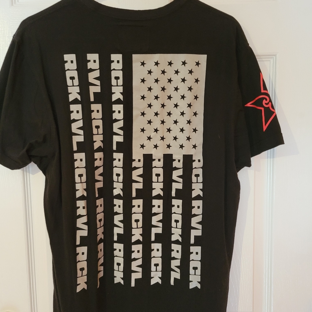 Rock Revival mens T shirt size Large